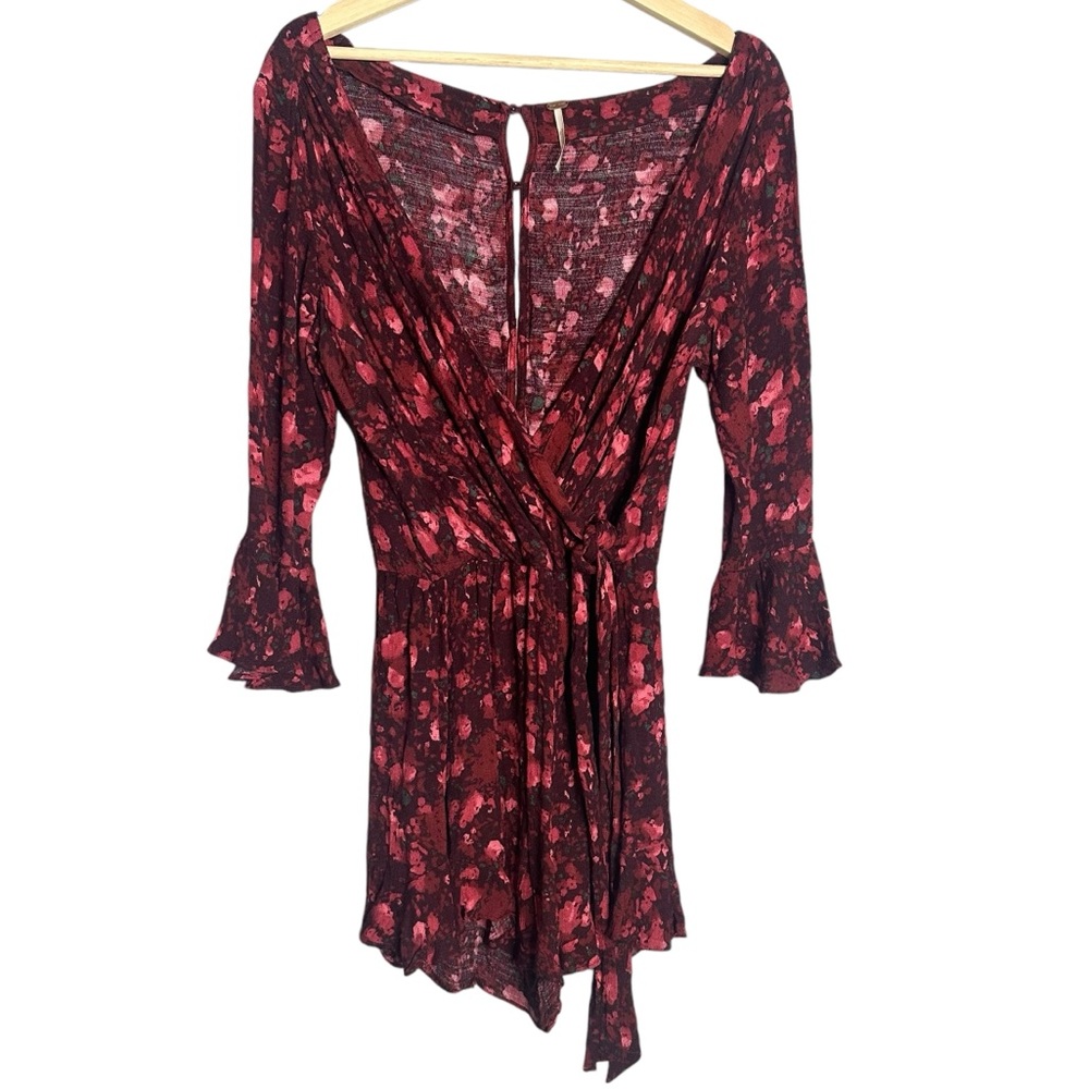 Free People All the Right Ruffles Wrap Front Romper Size Medium - Picture 2 of 6